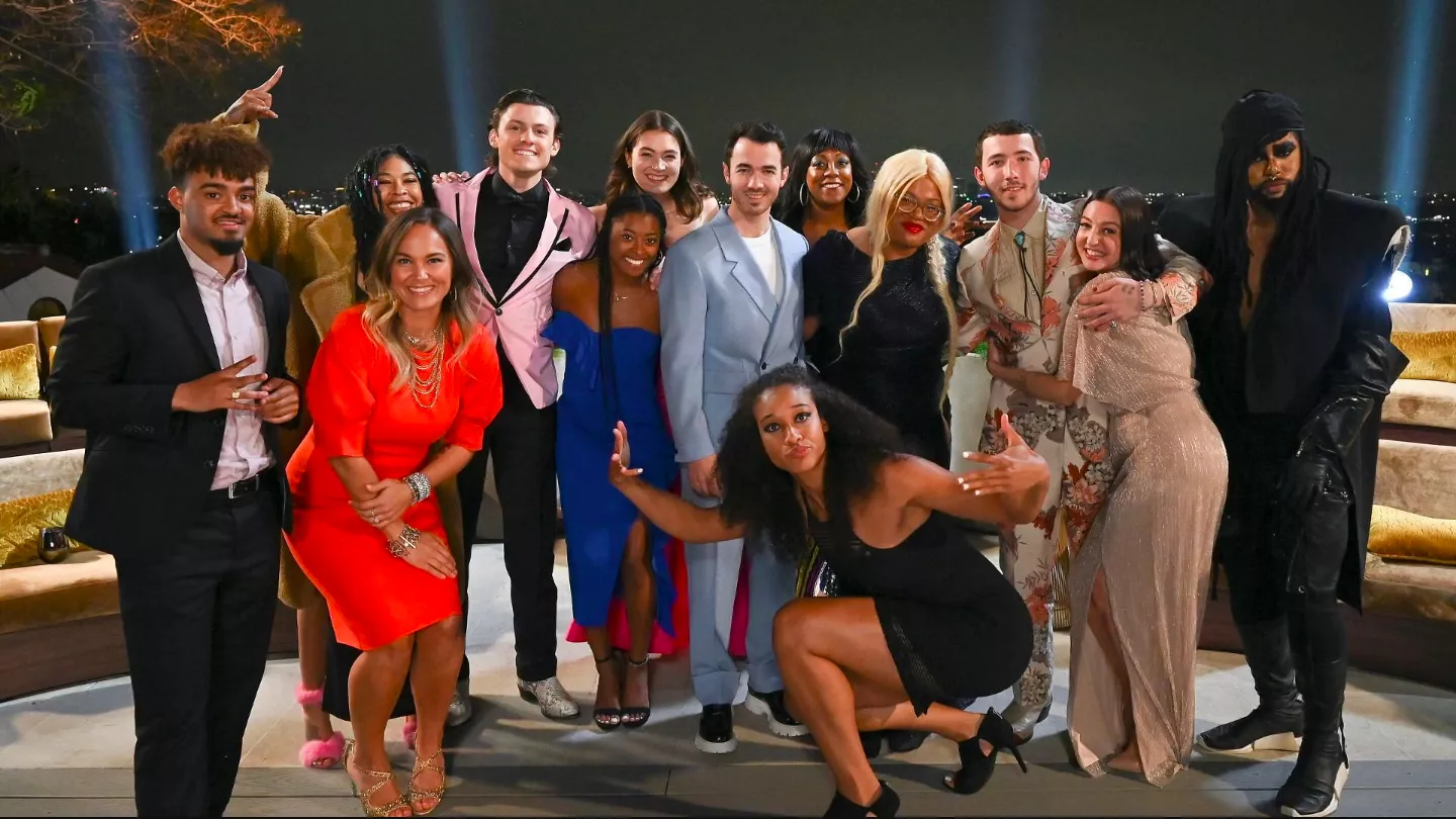 Claim to Fame Season 1 cast